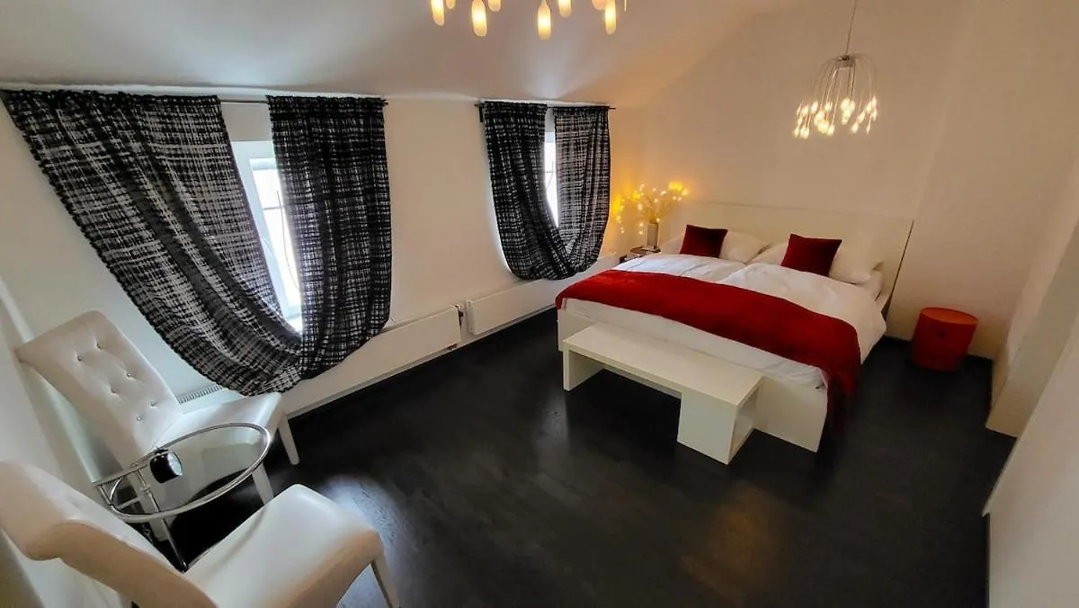 Luxury Apt - Free Massages From Physiotherapists Prague