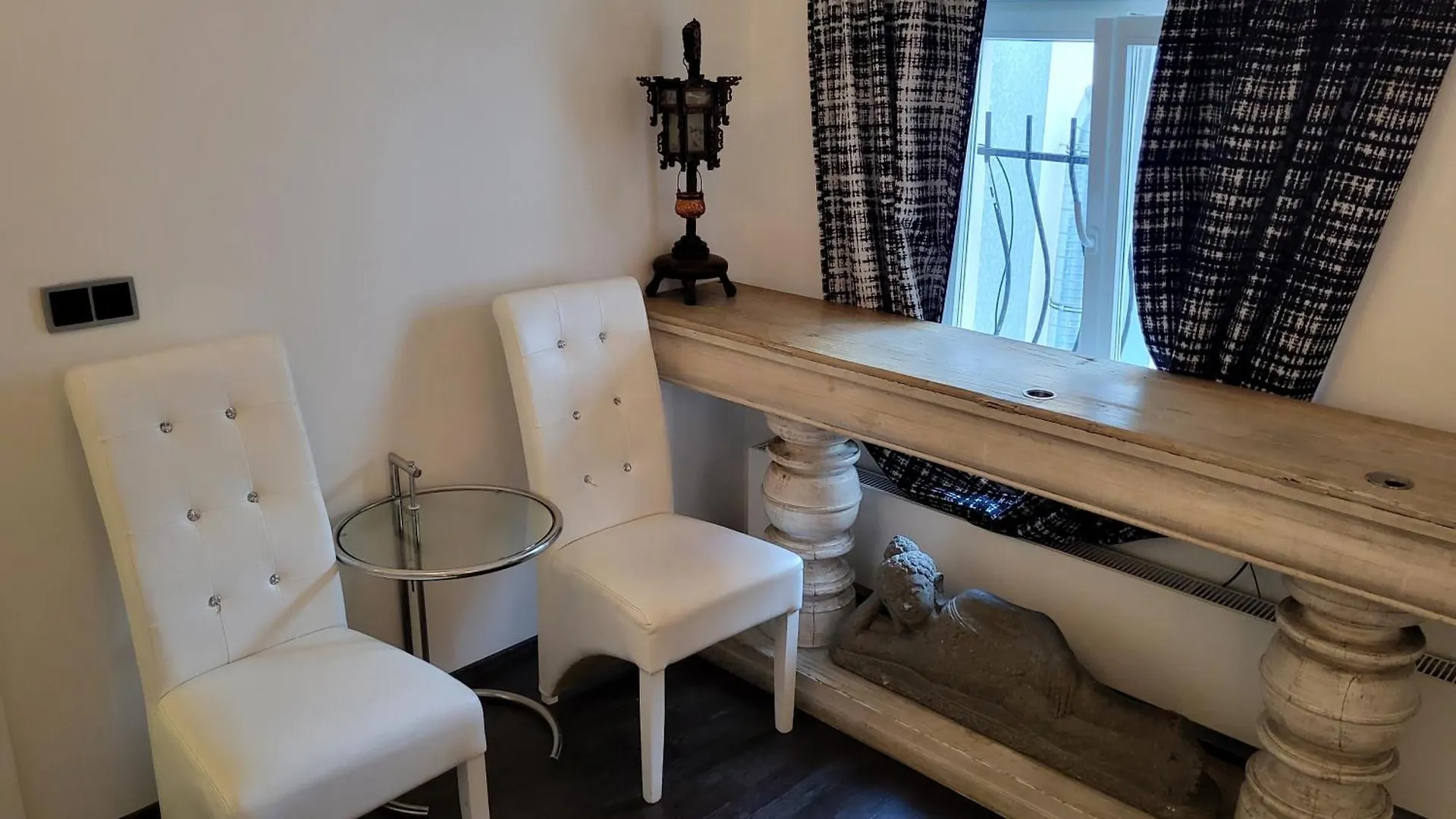Luxury Apt - Free Massages From Physiotherapists Prague Apartment